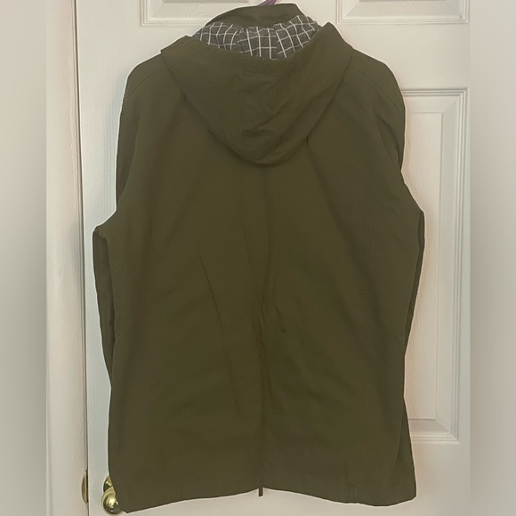 Wantdo Men’s Green Jacket - Picture 2 of 4